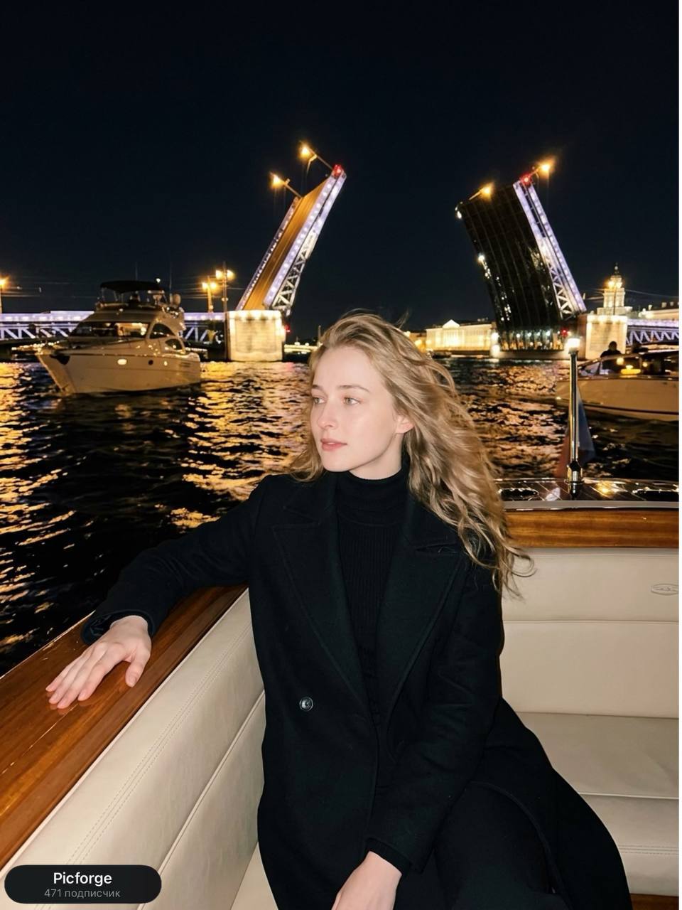 Перемещаемся в самый популярный город для летних путешествий 👇