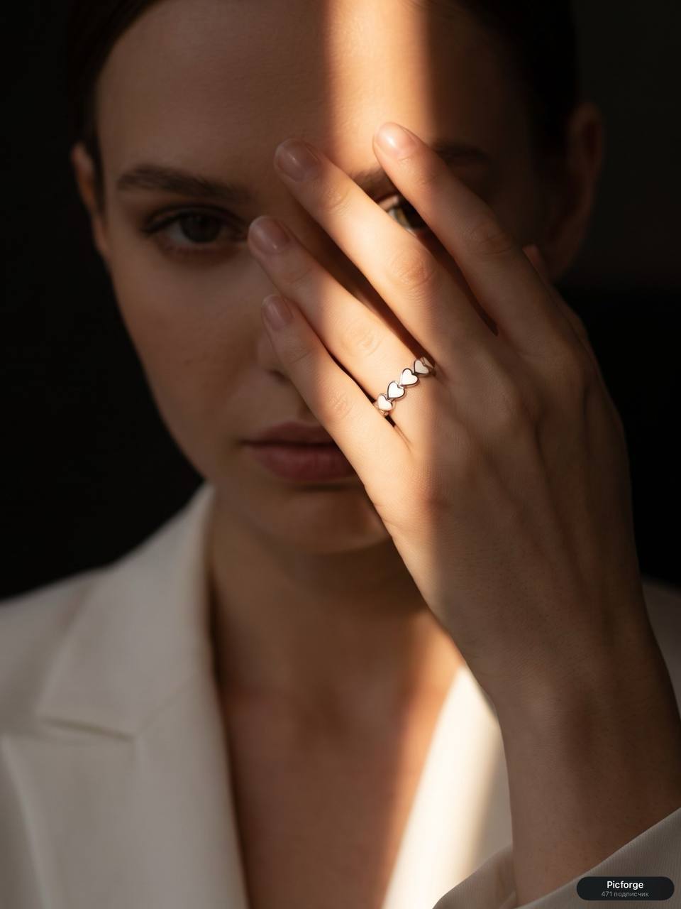 Еще одна идея для съемки украшений. 💍